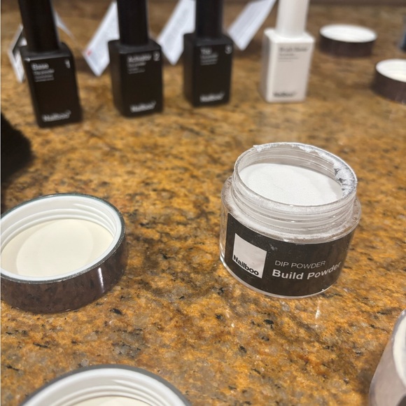 Nail Dipping Powder Set with Black and White Bottles - Picture 3 of 9